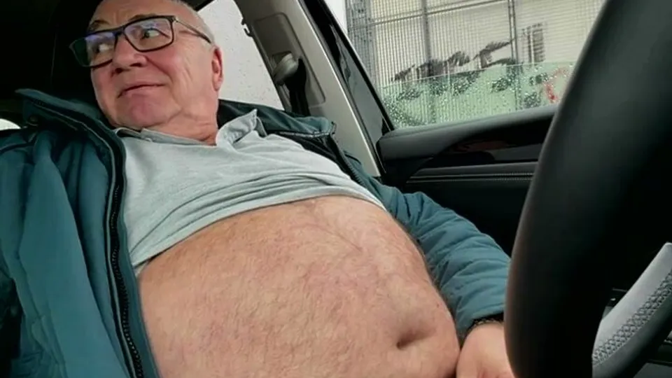 Old bear type with fat cock goes car cruising - ThisVid.com