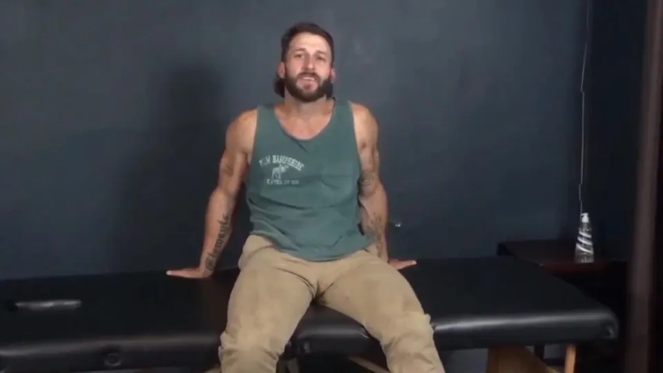 Old fag drains str8 bodybuilder redneck - ThisVid.com