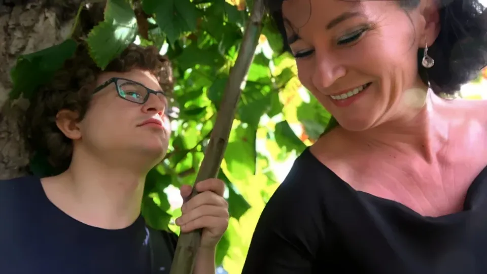 Older Black-Haired Woman And Her Younger Friend Share Fluids 