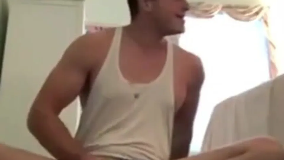 Older brother bates in front of sibling - ThisVid.com