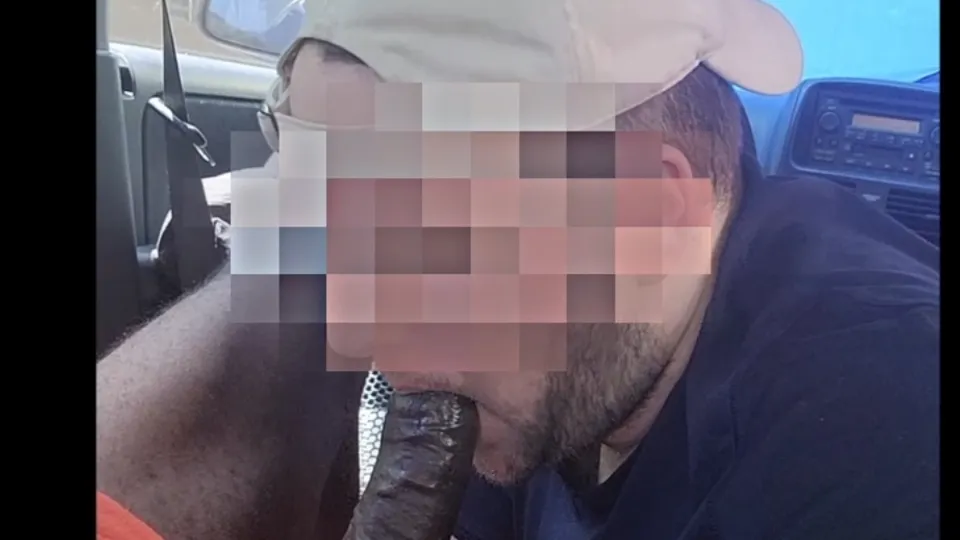 Older homeless get his bbc sucked again - ThisVid.com