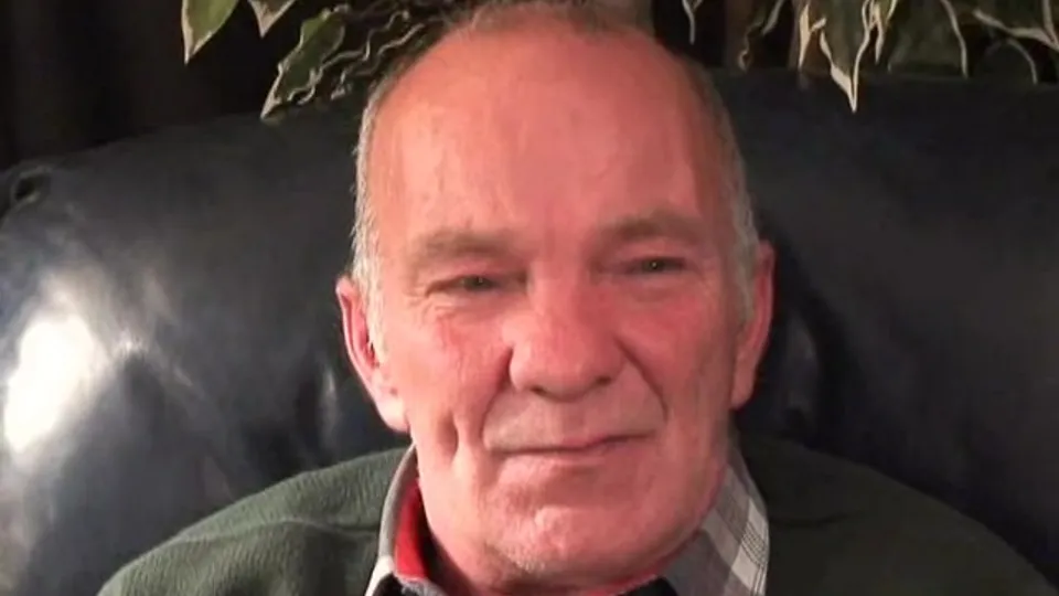 Older Mechanic Masturbates