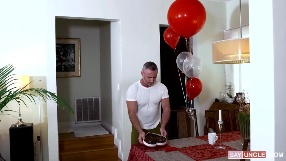 Oliver Carter, Oz Daddy - Dick Beats Chocolates For Valentines A Raw Fuck Before She Finds Out.mp4