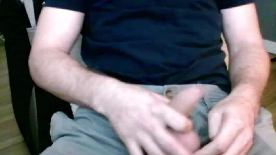 Married Man Cums Twice on Cam