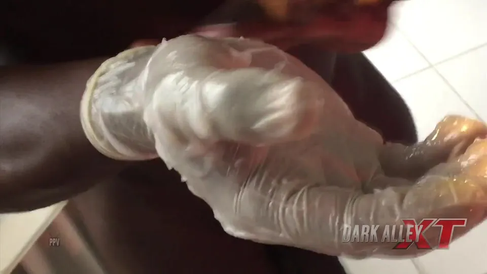 Fistful of Pleasure: Matthias and Paulao's Fisting Frenzy