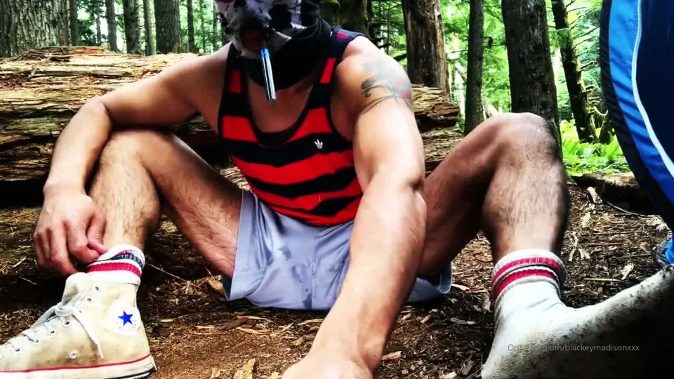 Blakey Madison's Intimate Solo Show