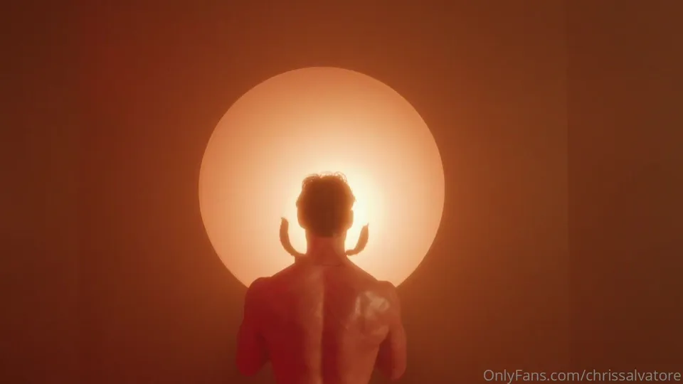 Chrissalvatore's Intimate Solo Session