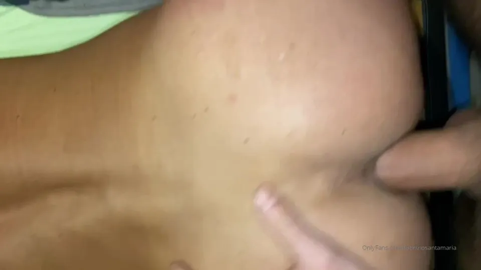 «جلسة فردية حميمة لفابريزيو سانتاماريا»