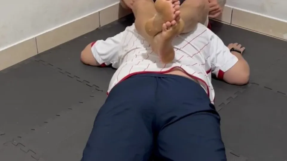 Master P's Leg Power and Deep Choke