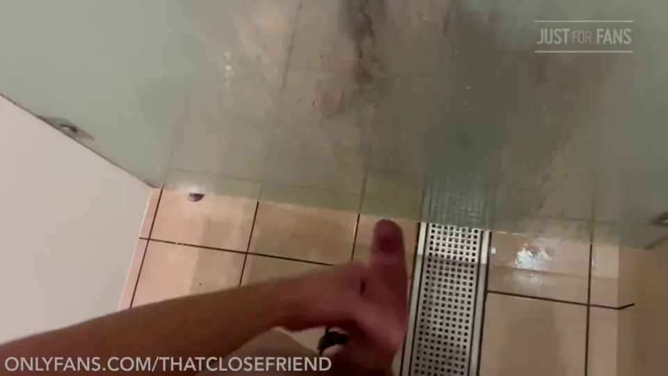 Gym Friend's Close Encounter