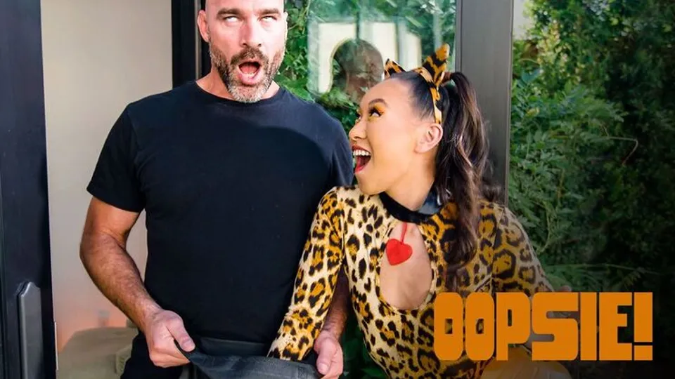 Oopsie! - Charles DeraKimmy Kimm - Dick or Treat 