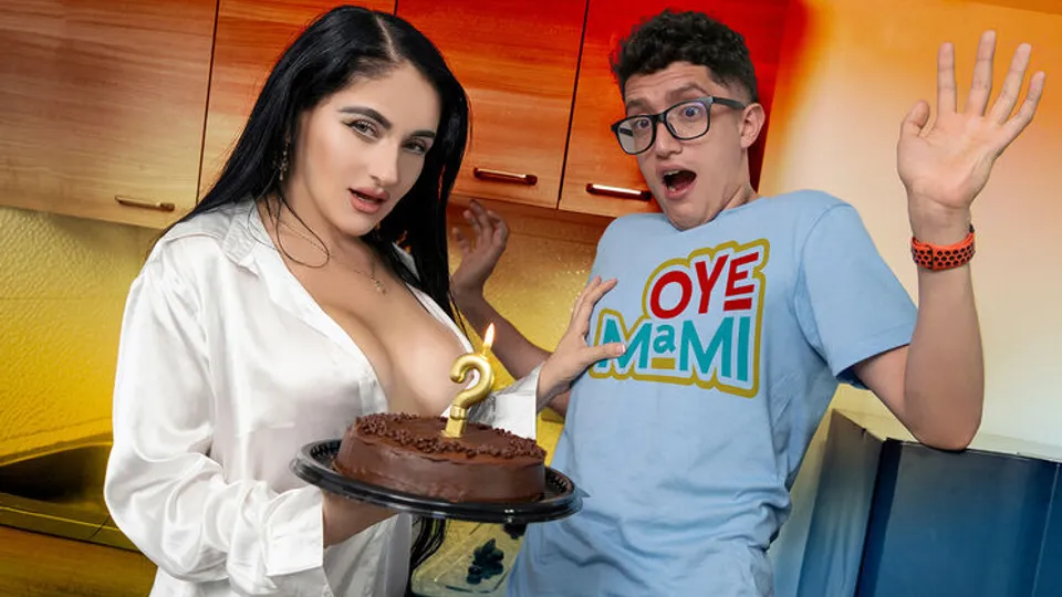OYE MIAMI - PipeboyStella Osorio - One Year Older and Hornier 