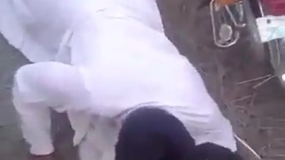 Pakistani4 - ThisVid.com