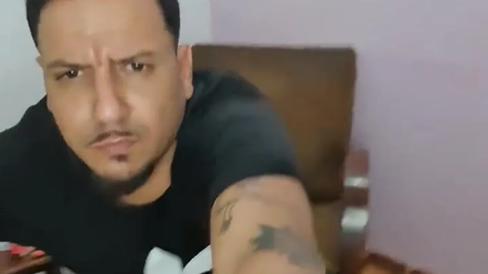 Papi jerks off for you - ThisVid.com