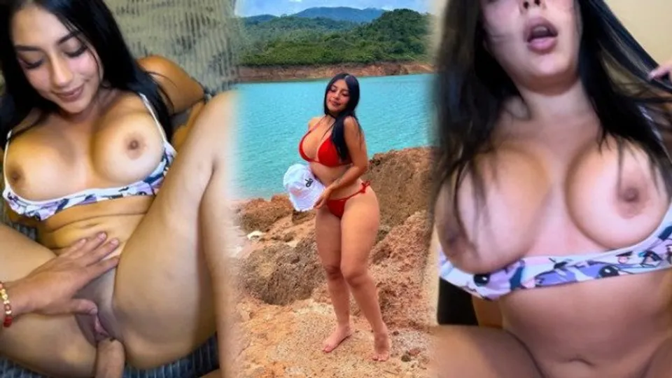 Pareja tiene sexo en la cabaña de vacaciones, ella tiene una cara muy dulce