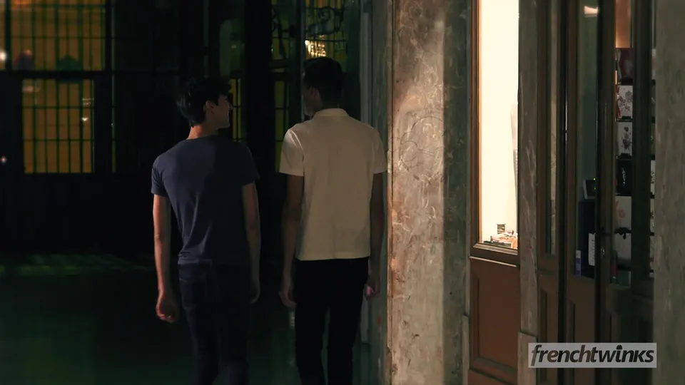 Incontro Parigino con un Ragazzo di Coro