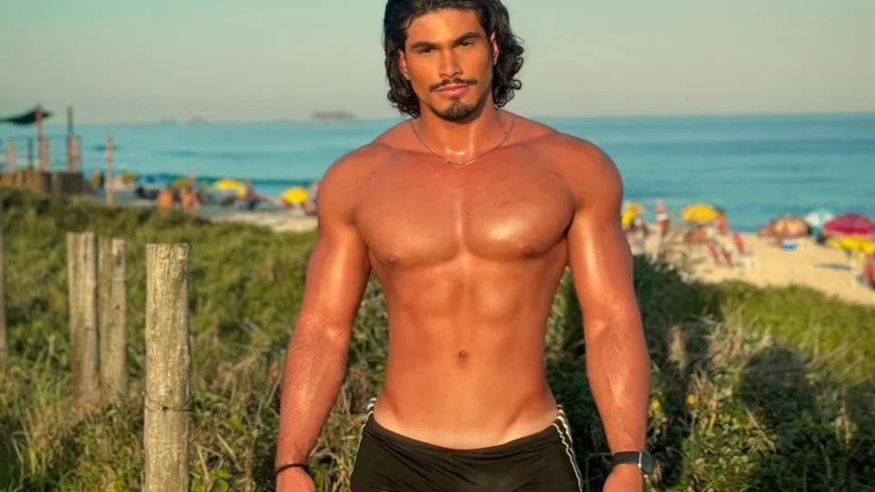 Paulo Victor Melo - video 2 - ThisVid.com