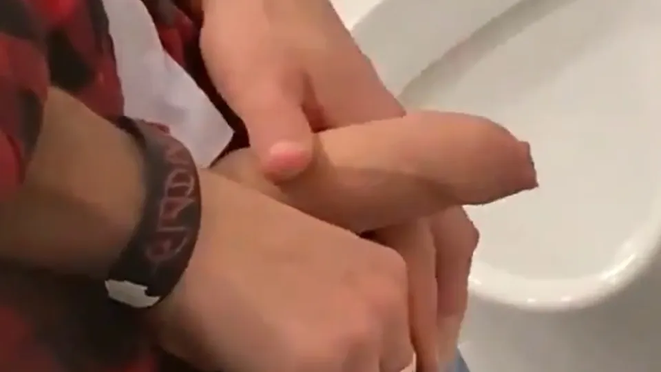 #peephole , nice cock - ThisVid.com