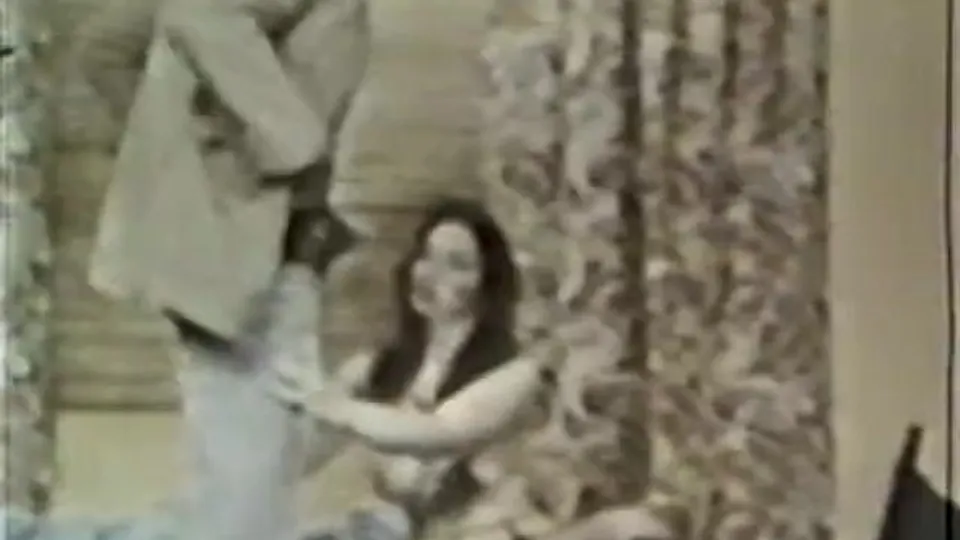 Peepshow Loops 365 1970s - Scene 3