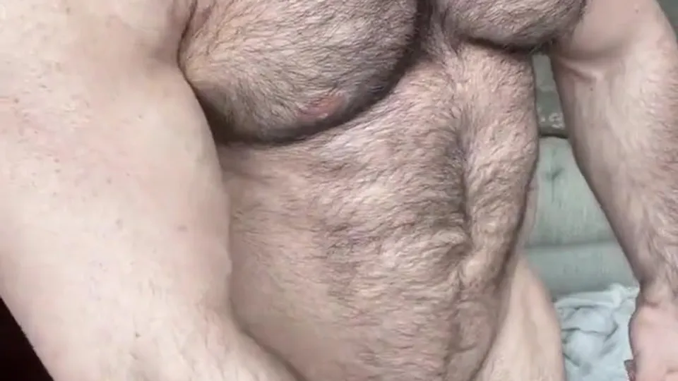 Perfect Musclebear - video 2 - ThisVid.com