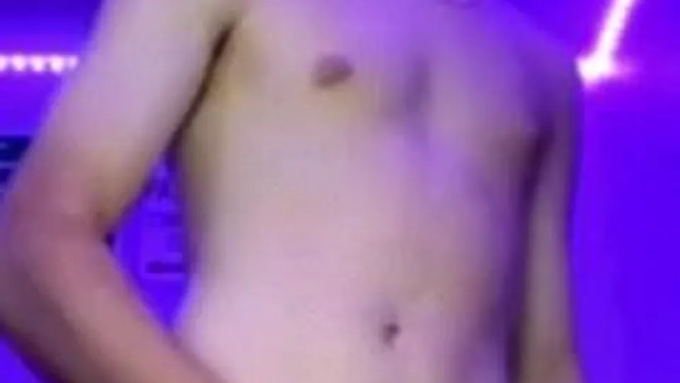 Perfect twink wanks