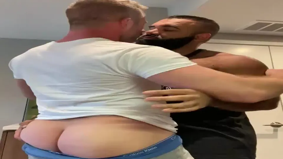 PersianAlphaWolf Dominant Daddy Bear Power Fucker Alpha Top Dicks Down Beautiful Hungry Bottoms (4).mp4
