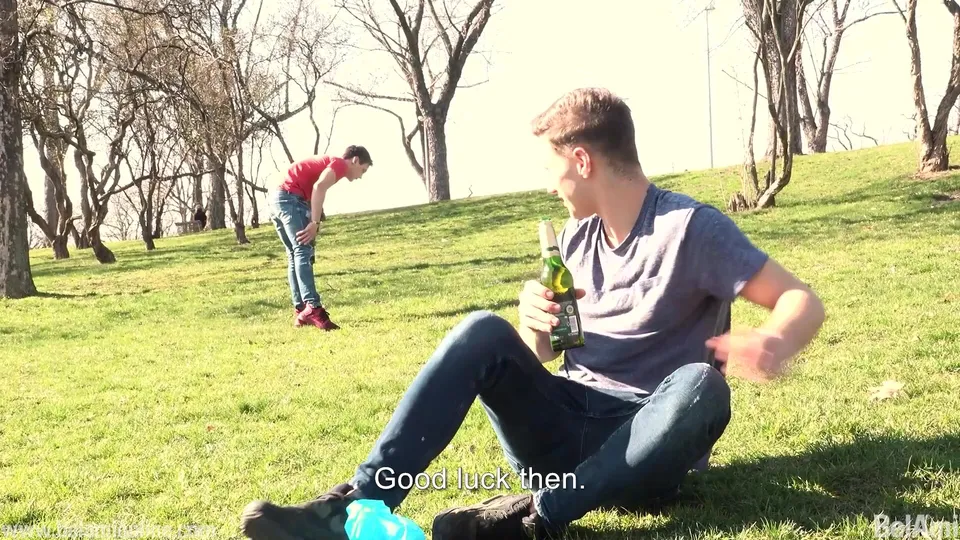 بيتر أنارود وجيم دوردين: لقاء عاري حميمي