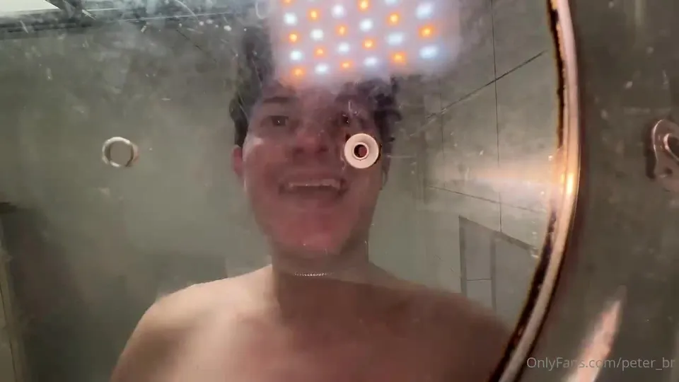Peterbr'in Hamı Çıkarık Amcık Sıkma