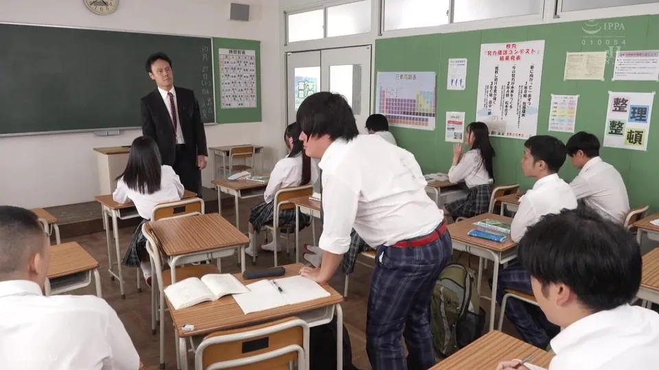 Brainwashing Bulliers with Panties