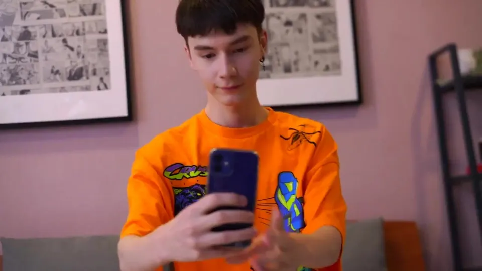 Twink Photo Shoot Turns Intimate