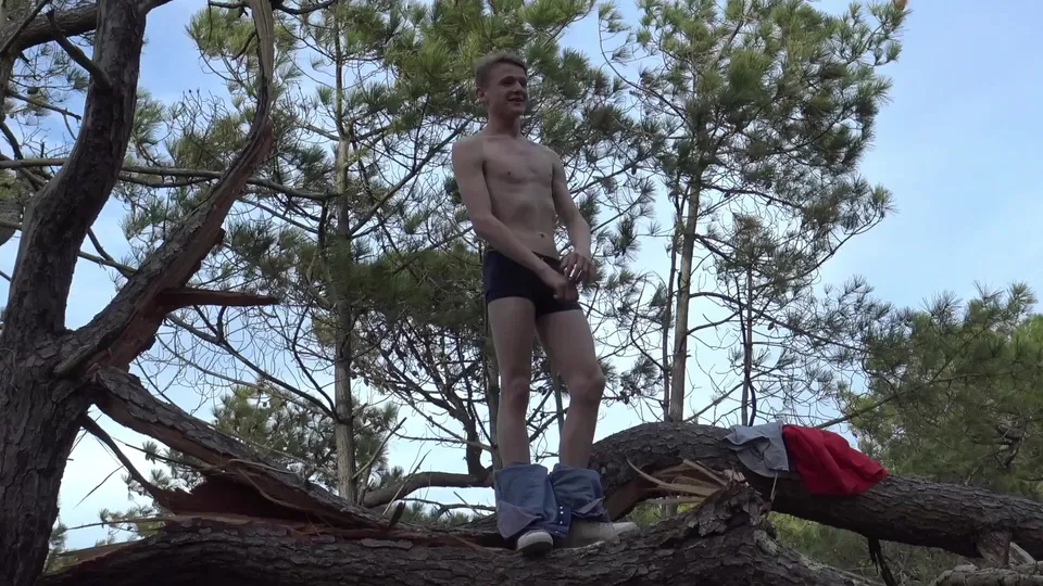 Photo shot french twink - BTS 02