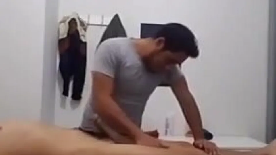 Pijat boner massage 19 - ThisVid.com