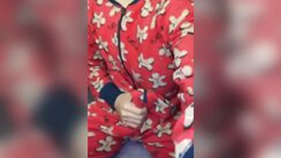 Twink Masturbates in House Webcam Show