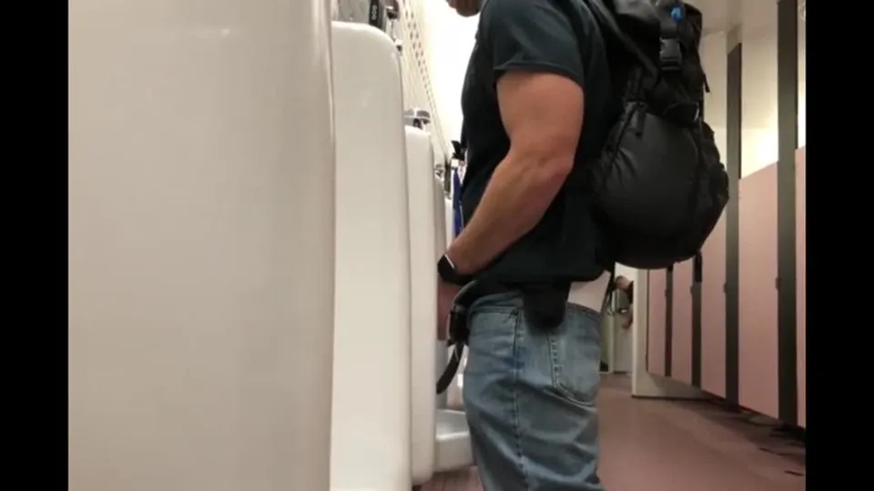 Straight Men's Piss Race