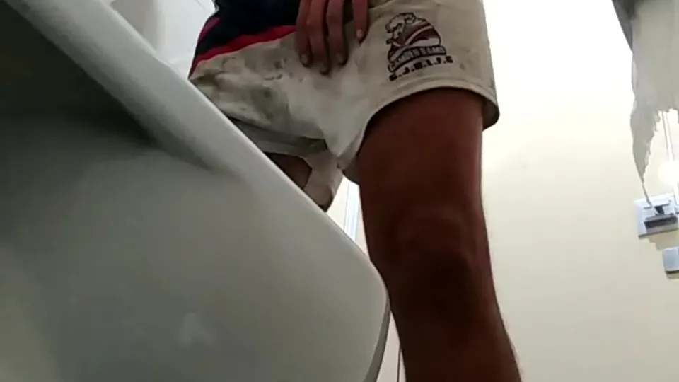 PISS SPY 179- Fit Lad in Footy Shorts - ThisVid.com
