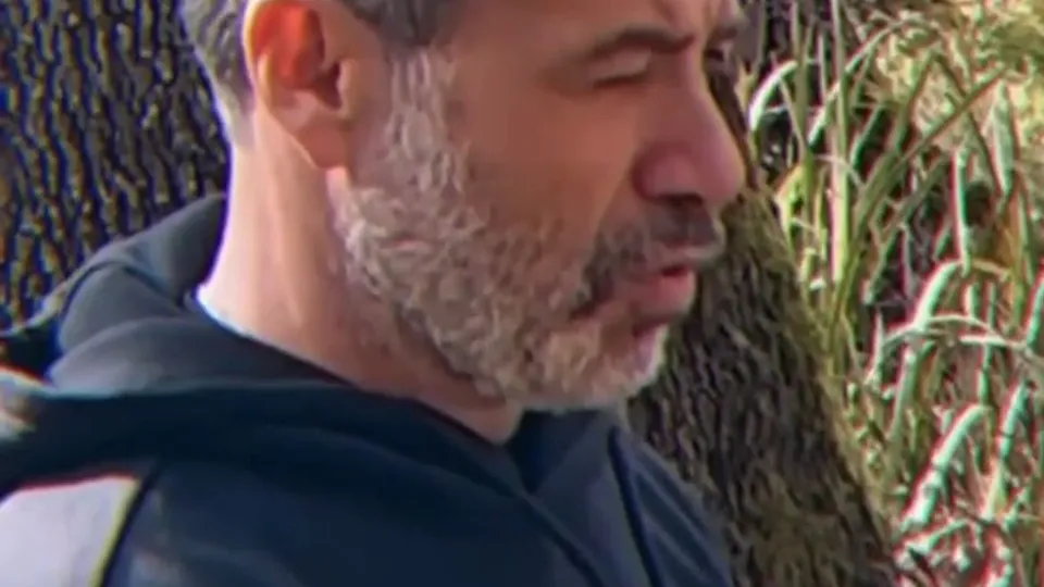 Pissing daddy - ThisVid.com