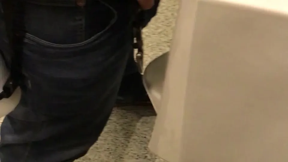 Pissing in argyle sweater - ThisVid.com