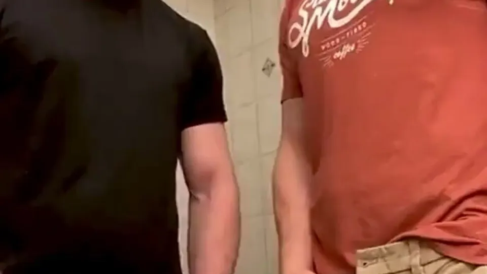 Pissing together - video 13 - ThisVid.com