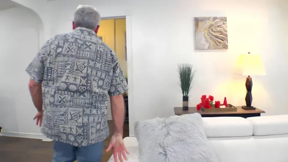Plumper Rides A Big Dick 