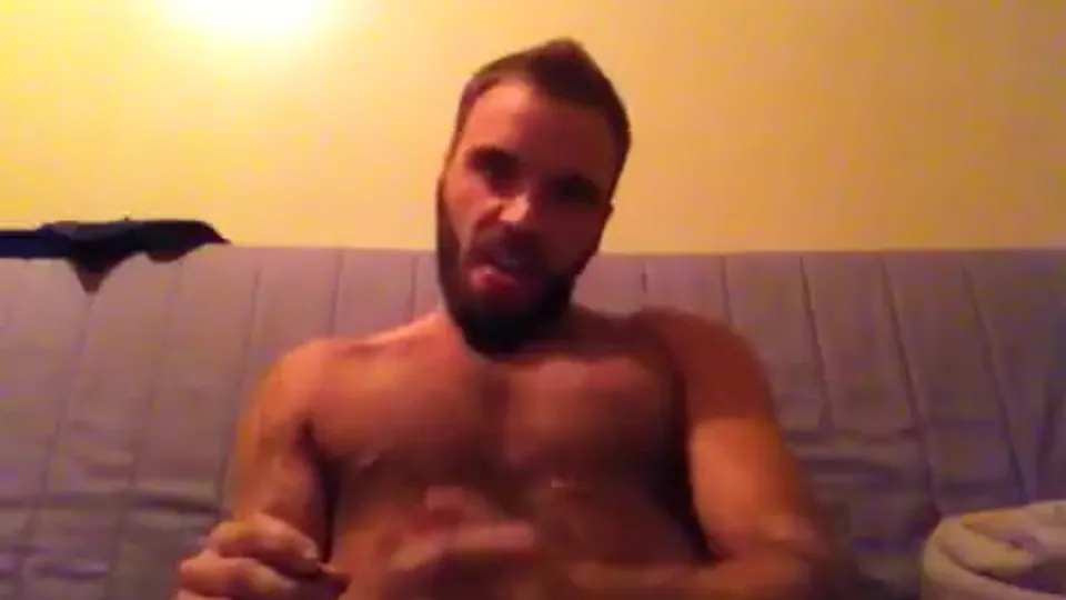 Poppers: Hunky Bear Inhales and Lets the Piss Fly - ThisVid.com