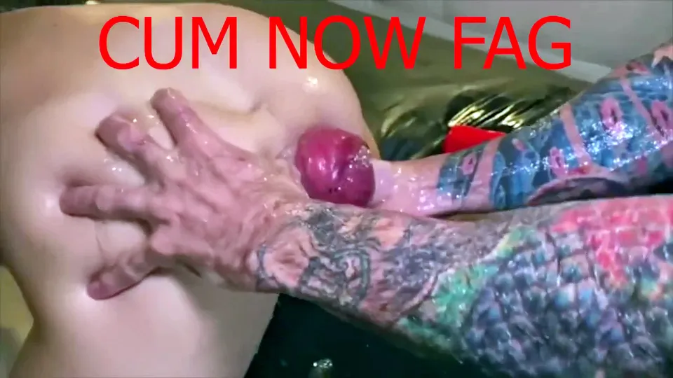 Poppers Trainer - Fisting and deep fucking - ThisVid.com