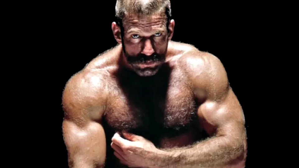 Muscular Men Poppers & Fucktoys
