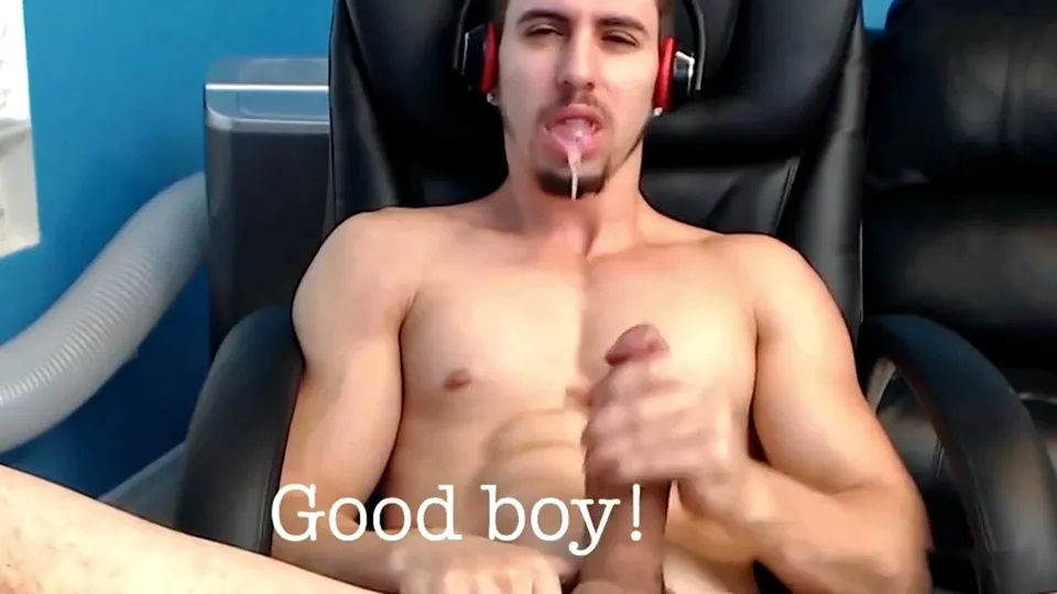 Poppers Trainer - Getting Piggy - ThisVid.com