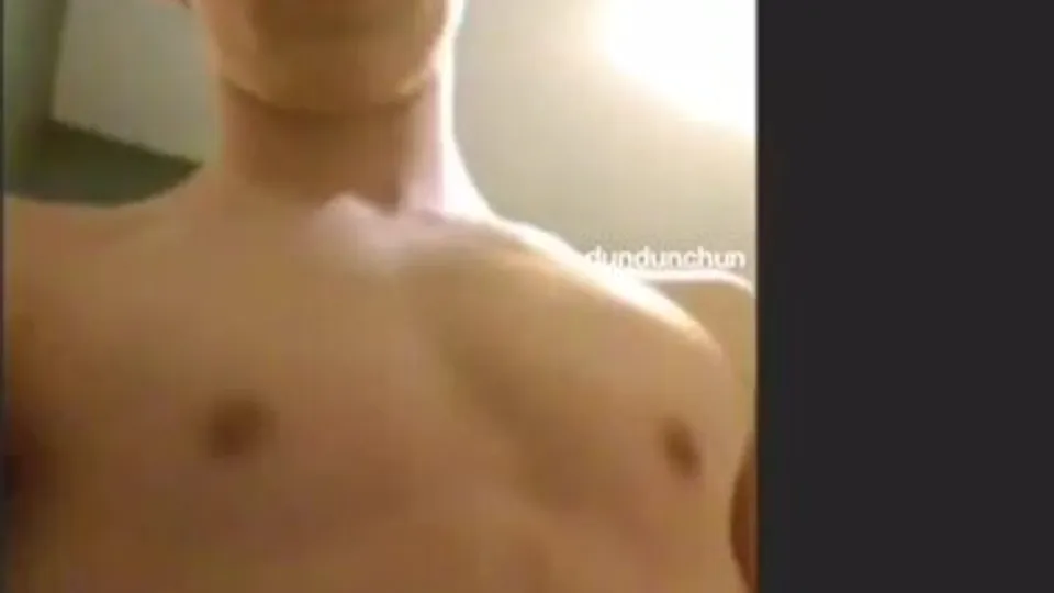 Popular u-tube star baited - ThisVid.com