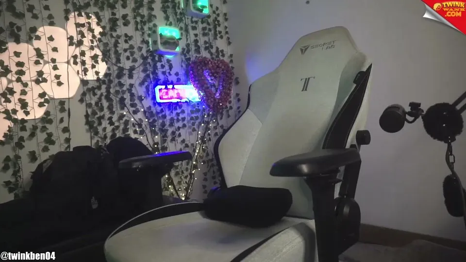 Porn sexy cam show webcam twinkben hot tube