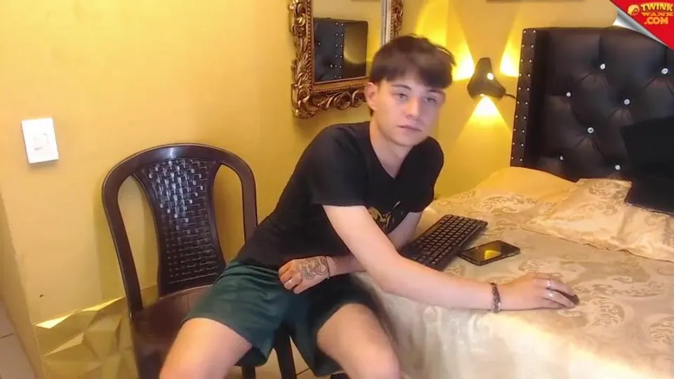 Porn sexy twink solo camboy luckk show tube