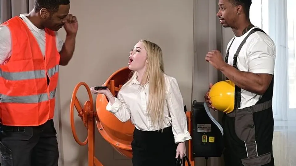Porn World - Jesus ReyesDarrell DeepsHaley Spades - Petite Blonde Haley Spades Gets DPd By BBC Construction Workers GP3013 