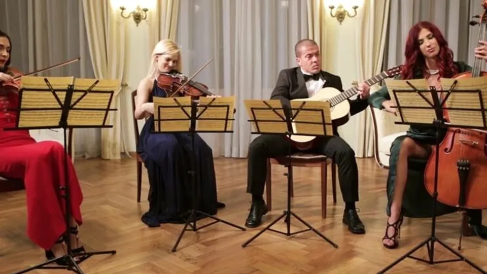 Porn World - Shona RiverMatt BirdAlexis BrillCandee Licious - String Quartet Hard at Work and XXX Play GP1688 