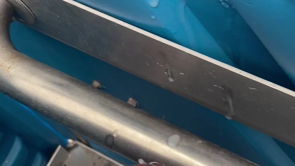 Porta potty cum tag - ThisVid.com