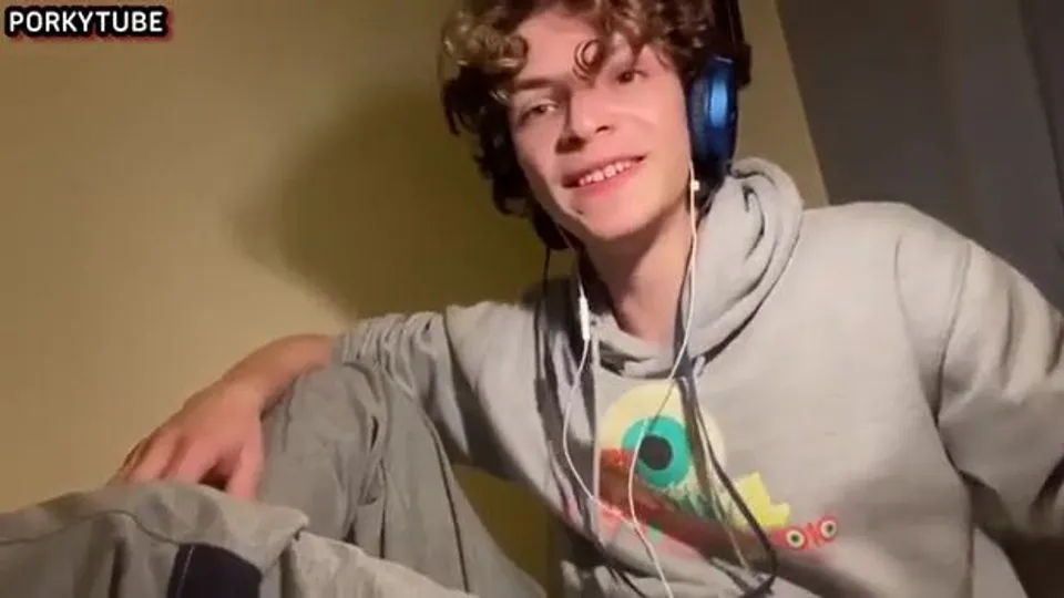 First Time Cam Solo